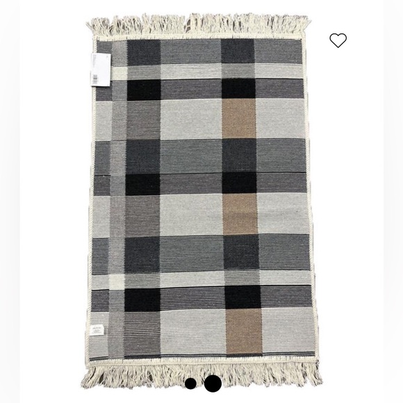 NWT Double Sided Rug 24”X 35” - Picture 2 of 7